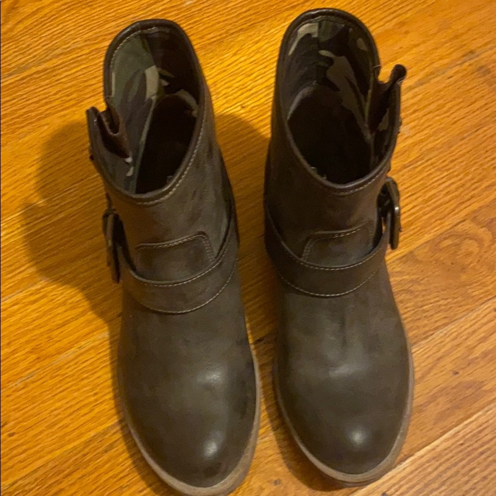 Shi Booties